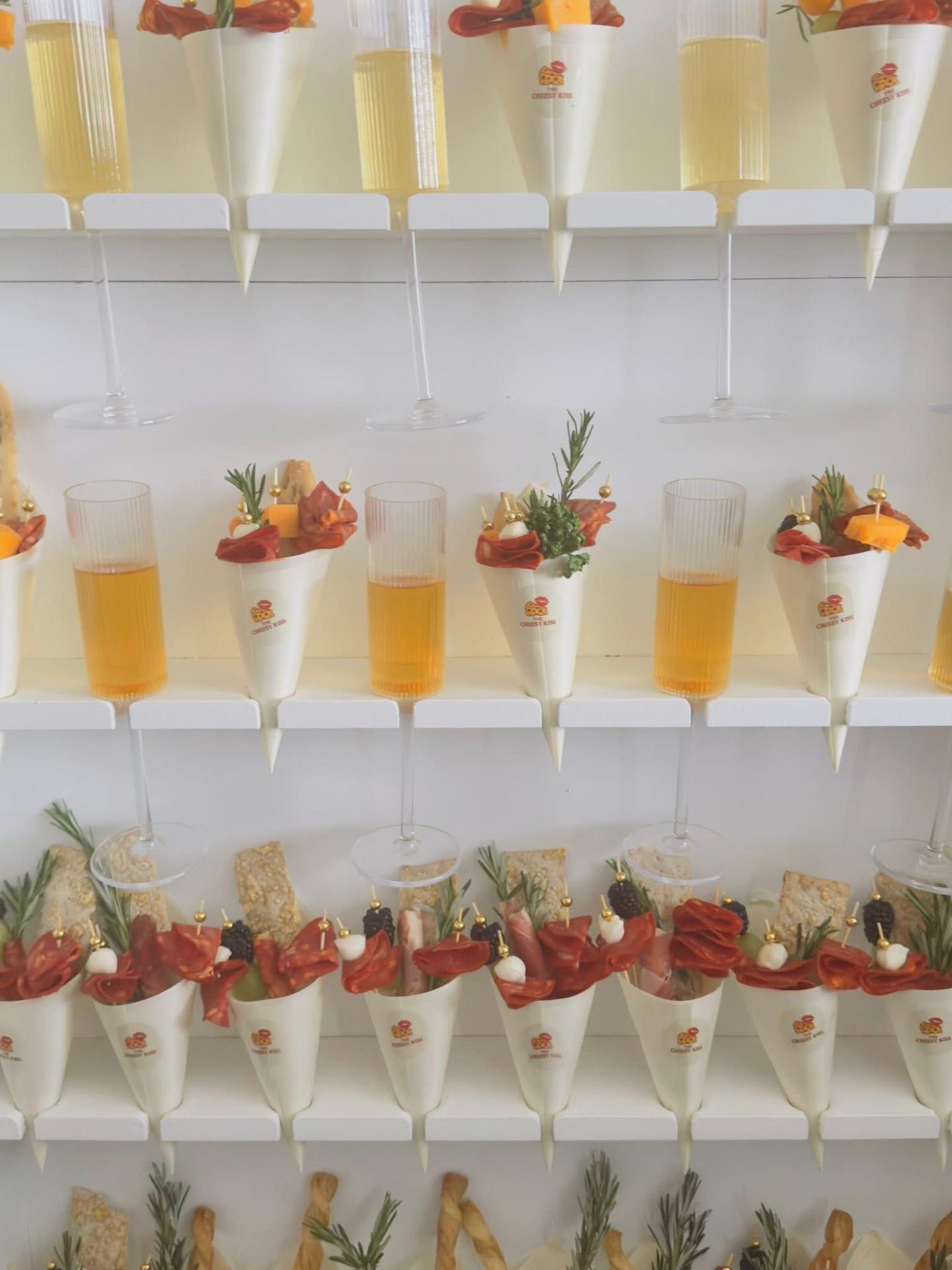 The Cheesy Kiss — Cheese & Sip Walls 4