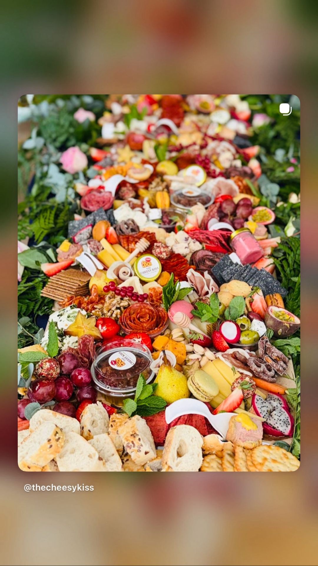 The Cheesy Kiss — Grazing Tables & Events 3