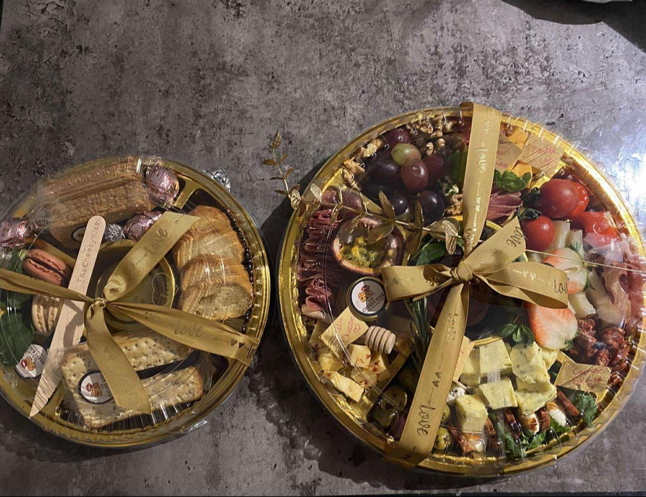 The Cheesy Kiss — Luxury Gifting Boxes & Boards 4